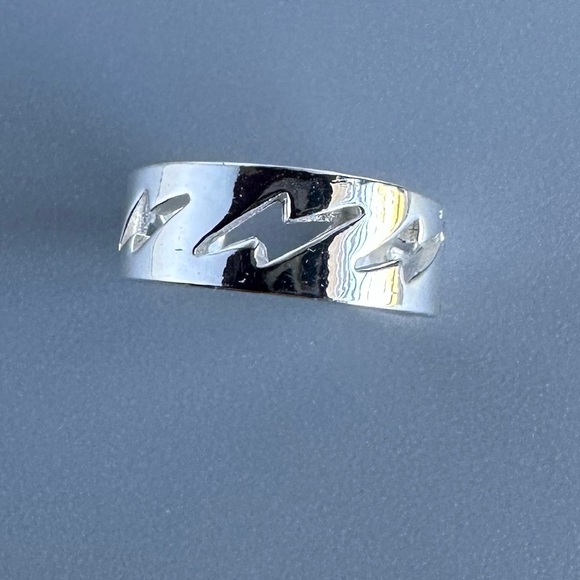 Sterling Silver Lightning Bolt Ear Cuff – Bold Symbolic No Piercing Design - Picture 3 of 7